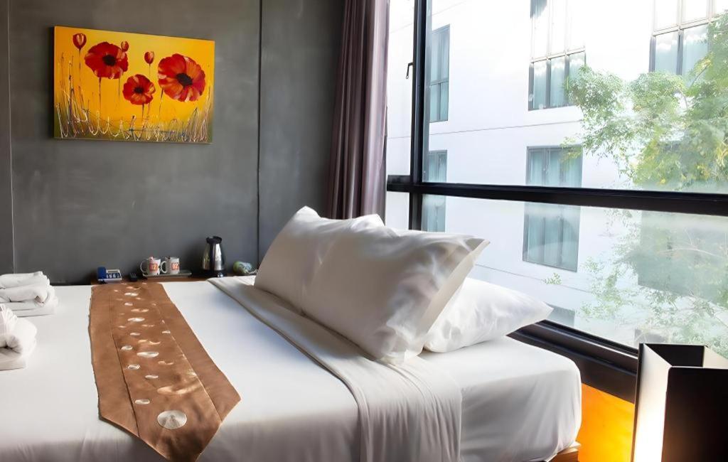 B2 Green Boutique And Budget Hotel Csiangmaj Kültér fotó
