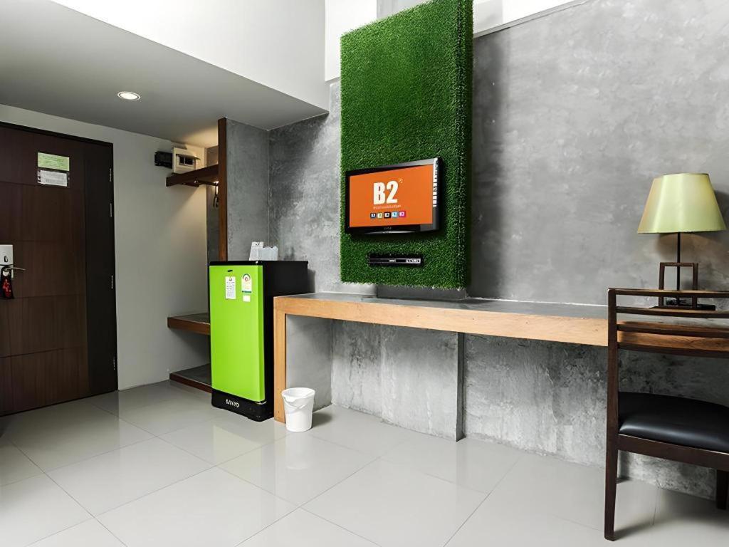 B2 Green Boutique And Budget Hotel Csiangmaj Kültér fotó