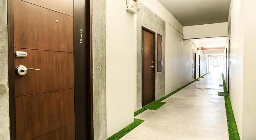 B2 Green Boutique And Budget Hotel Csiangmaj Kültér fotó