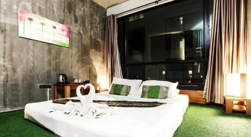B2 Green Boutique And Budget Hotel Csiangmaj Kültér fotó