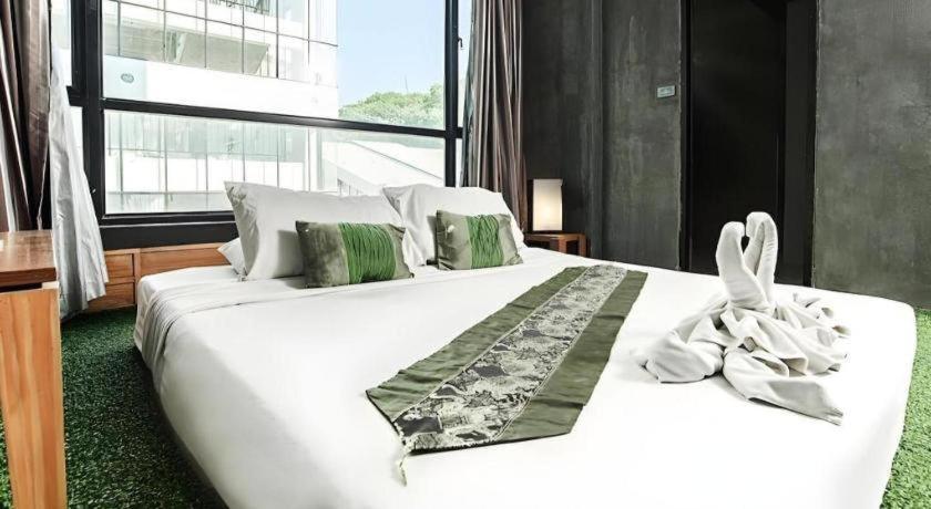 B2 Green Boutique And Budget Hotel Csiangmaj Kültér fotó
